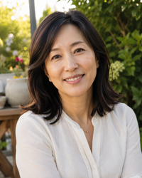 Mei L.